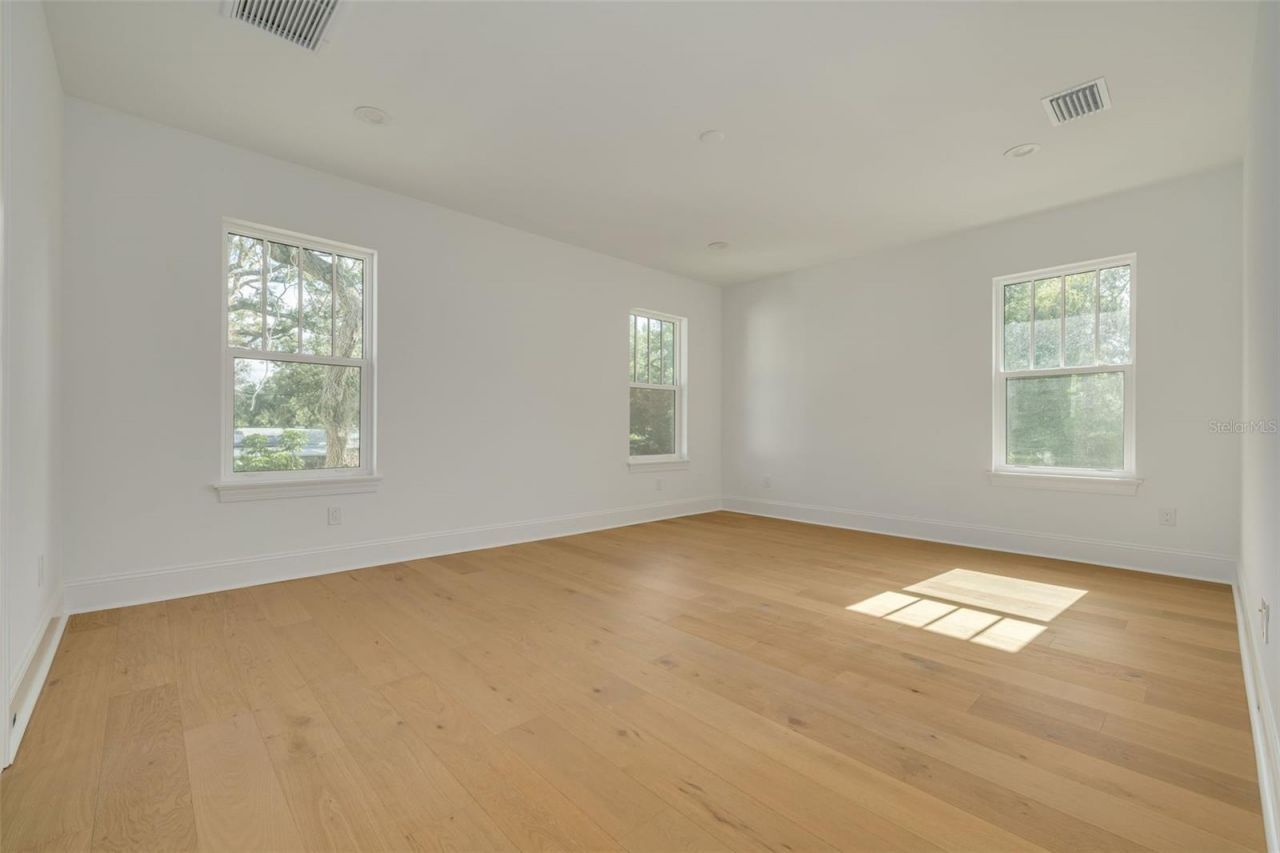 125 24th Avenue Se, Saint Petersburg, FL 33705 Photo