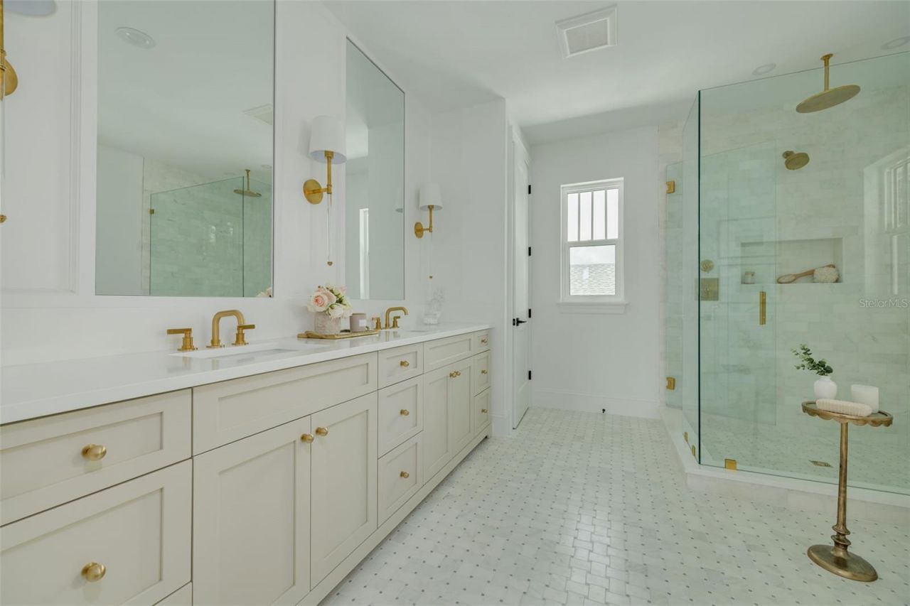 125 24th Avenue Se, Saint Petersburg, FL 33705 Photo
