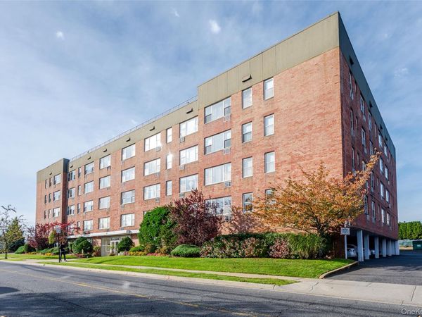 280 Guy Lombardo Avenue, Unit 2H, Freeport, NY 11520