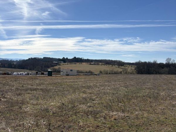 491 Alfred McCammon Rd, Maryville, TN 37804