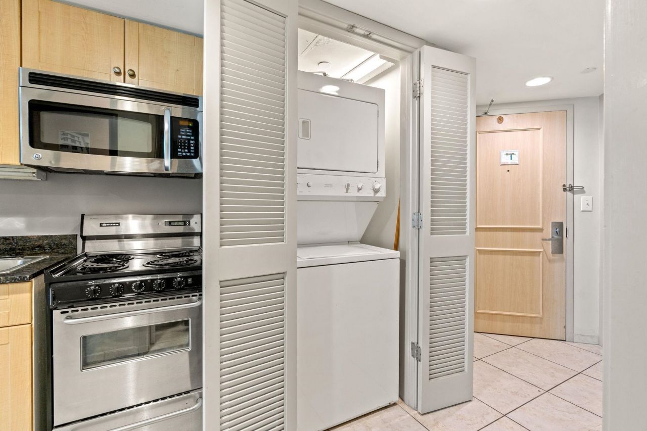 107 S Ocean Blvd. Photo 16