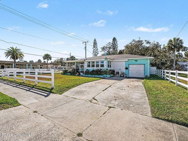 302 Riverside Drive, Holly Hill, FL 32117