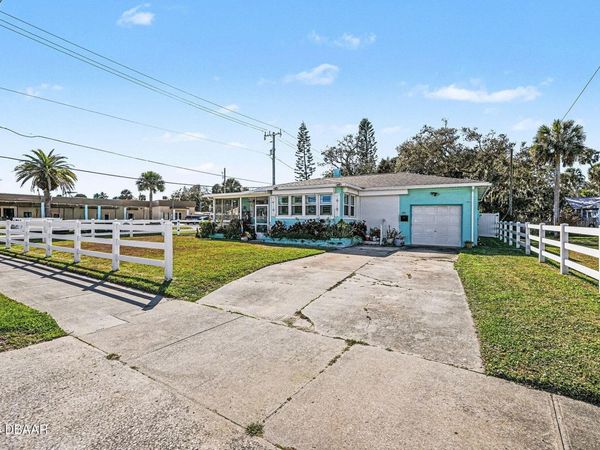 302 Riverside Drive, Holly Hill, FL 32117