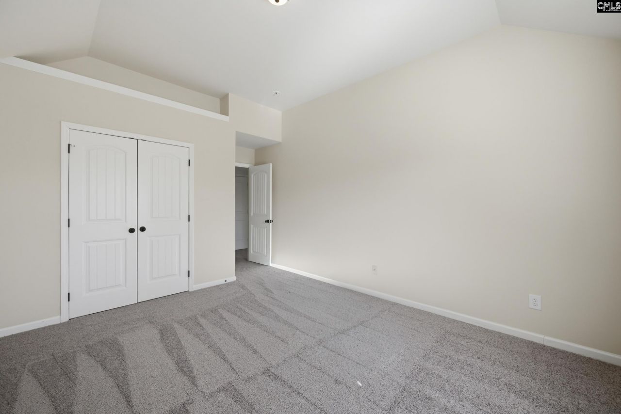 233 Blue Indigo Circle Photo 32