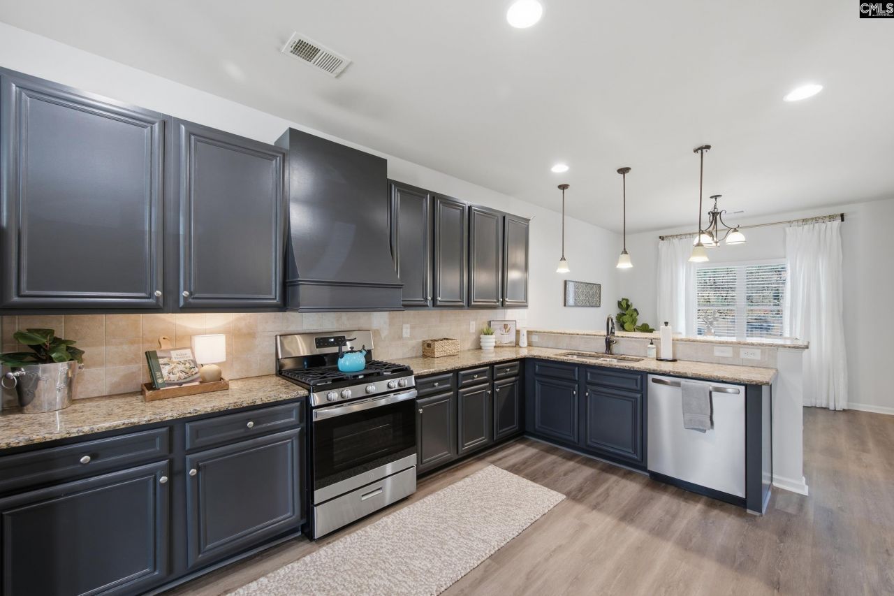 233 Blue Indigo Circle Photo 6