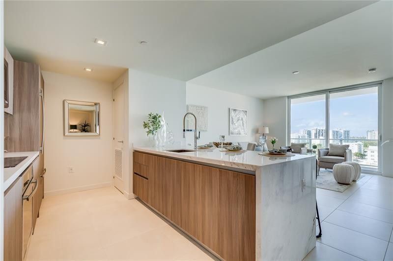 401 N Birch Road, Unit 1012, Fort Lauderdale, FL 33304 Photo