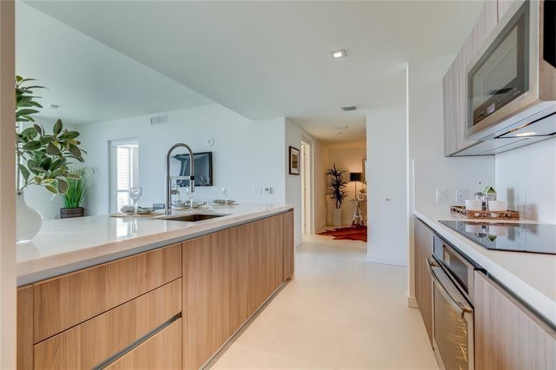 401 N Birch Road, Unit 1012, Fort Lauderdale, FL 33304 Photo