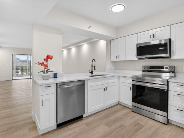 14475 Strathmore Lane, Unit 305, Delray Beach, FL 33446