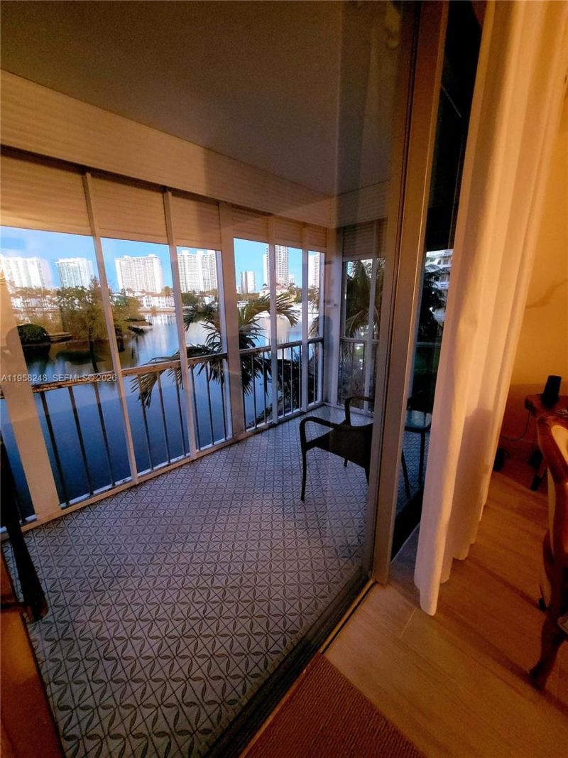 3030 Marcos Dr, Unit T301, Aventura, FL 33160 Photo