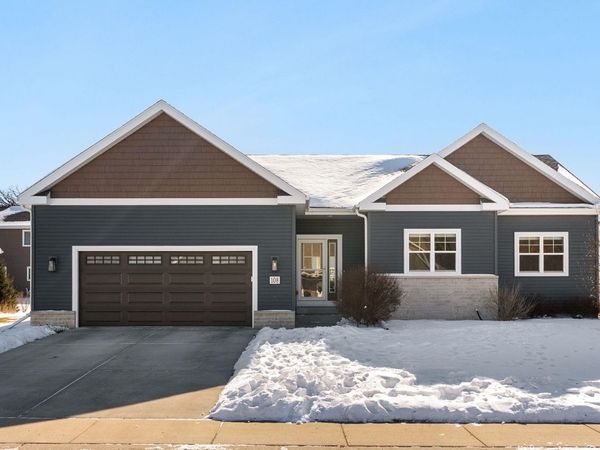 108 Drumlin Circle, Oregon, WI 53575