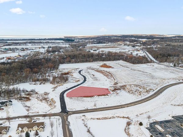 137 Hidden Valley Cir, Unit Lt13, Fond Du Lac, WI 54937