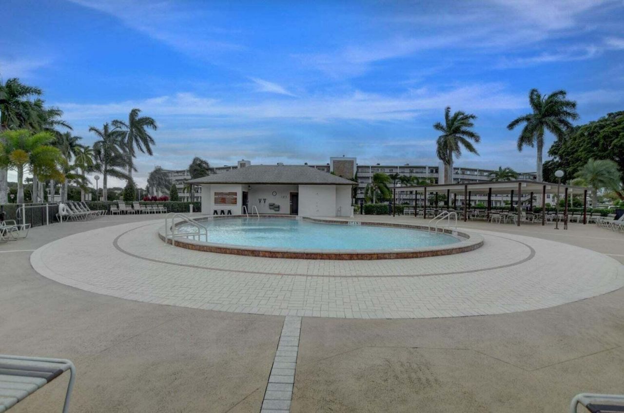 4001 Hythe A, Boca Raton, FL 33434 Photo