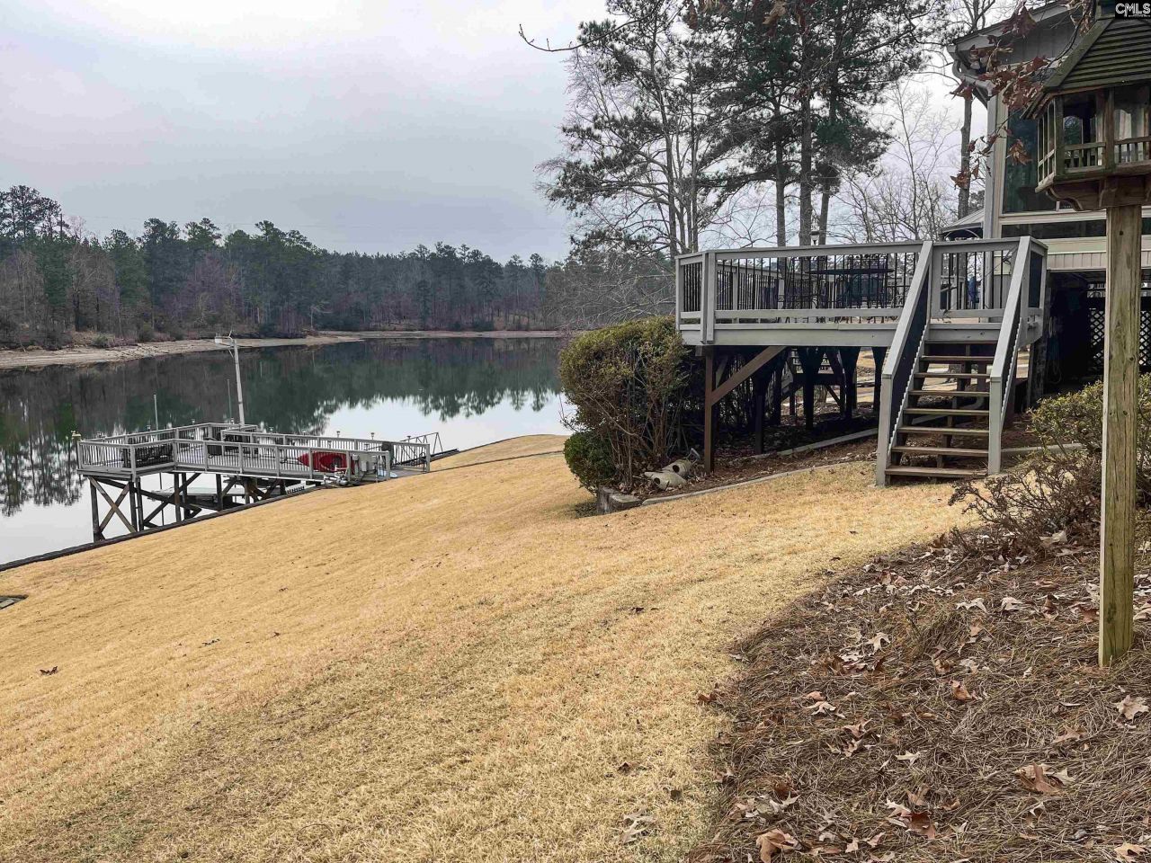 536 Riviera Drive Photo 13