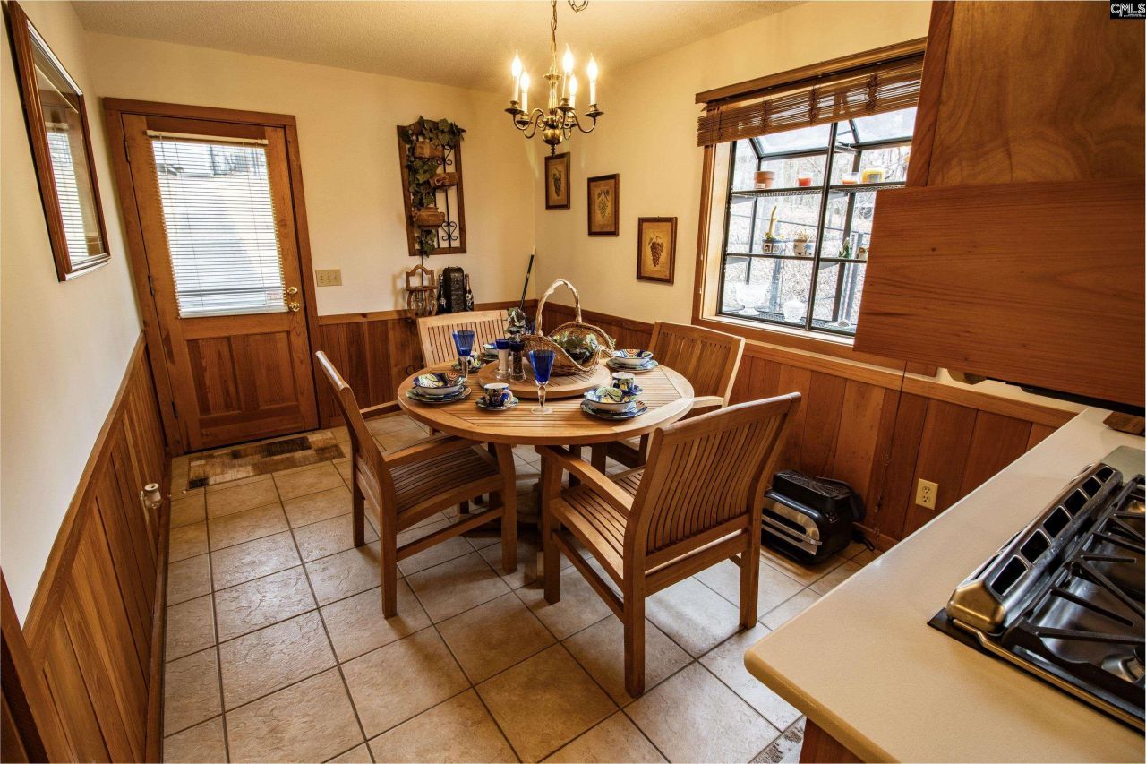 536 Riviera Drive Photo 29