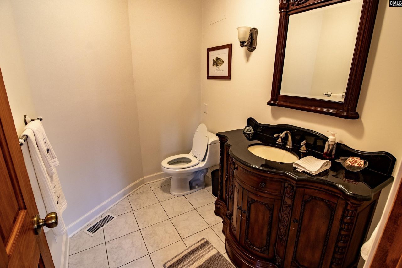 536 Riviera Drive Photo 40