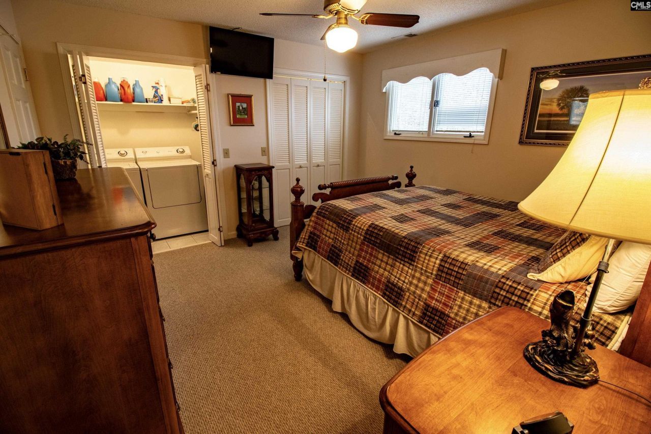 536 Riviera Drive Photo 41