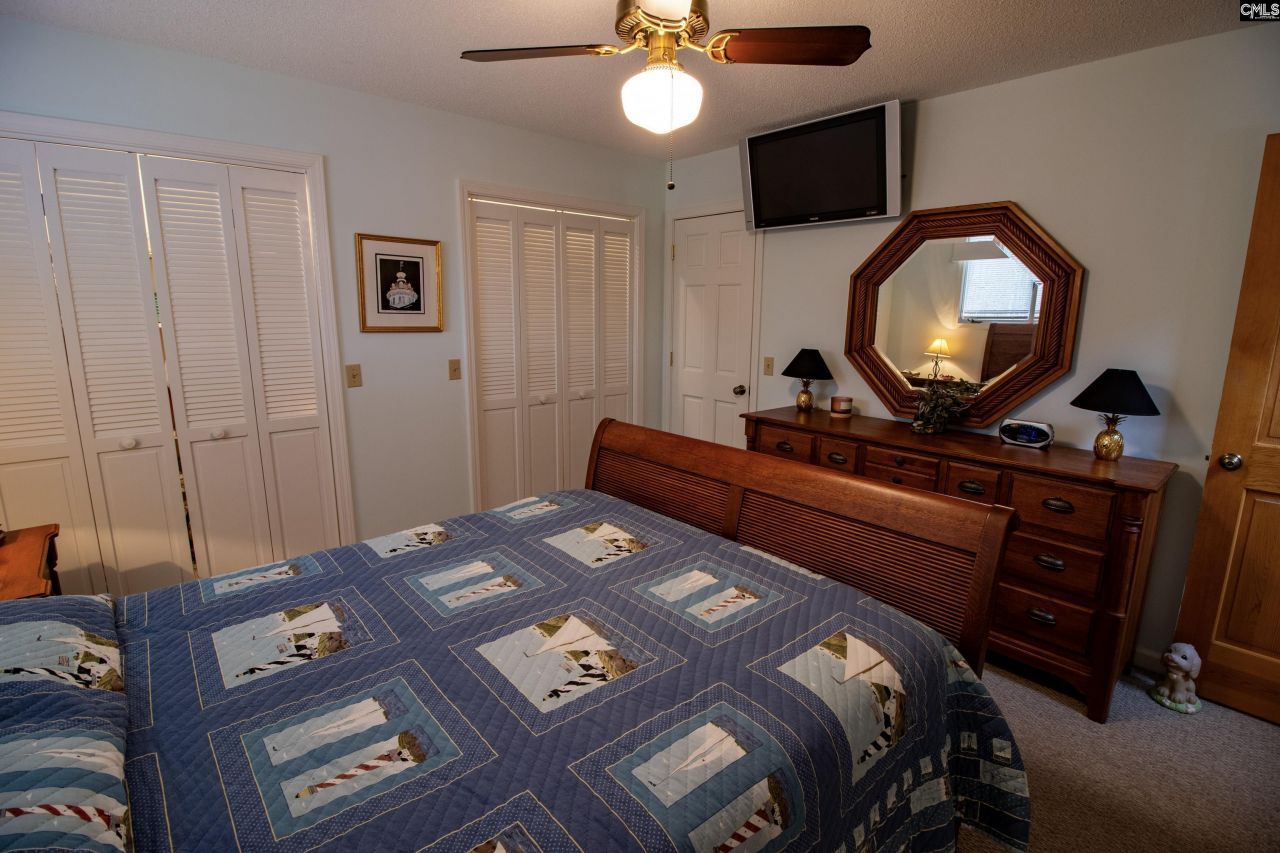 536 Riviera Drive Photo 45