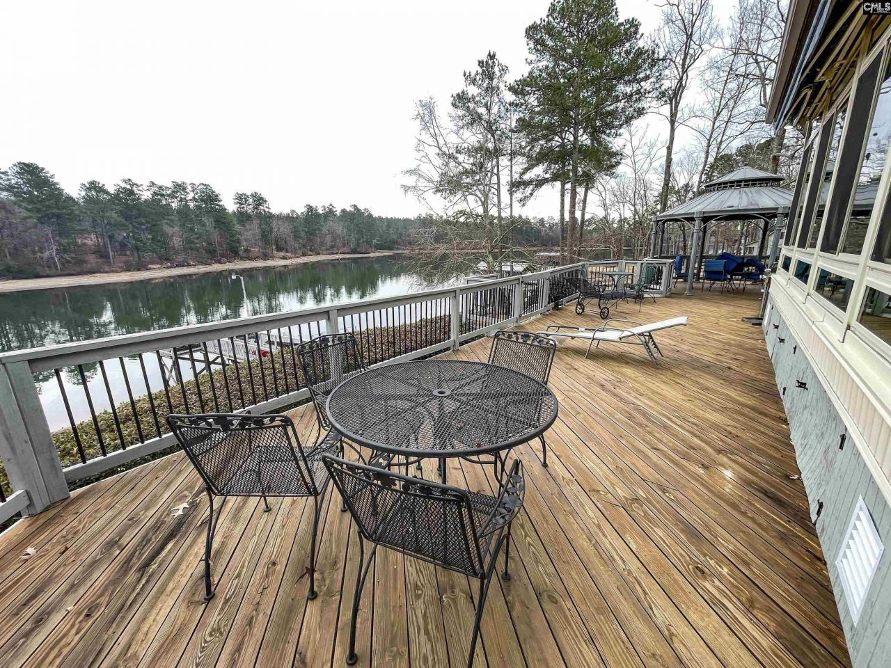 536 Riviera Drive Photo 52