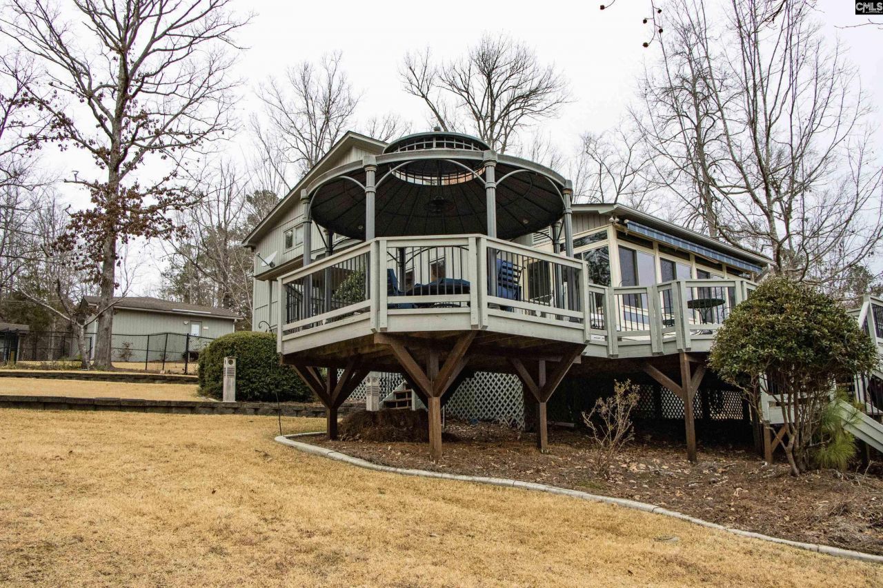 536 Riviera Drive Photo 7