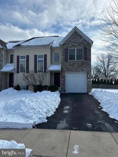 133 Sugarbush Drive, Perkasie, PA 18944 Main Photo