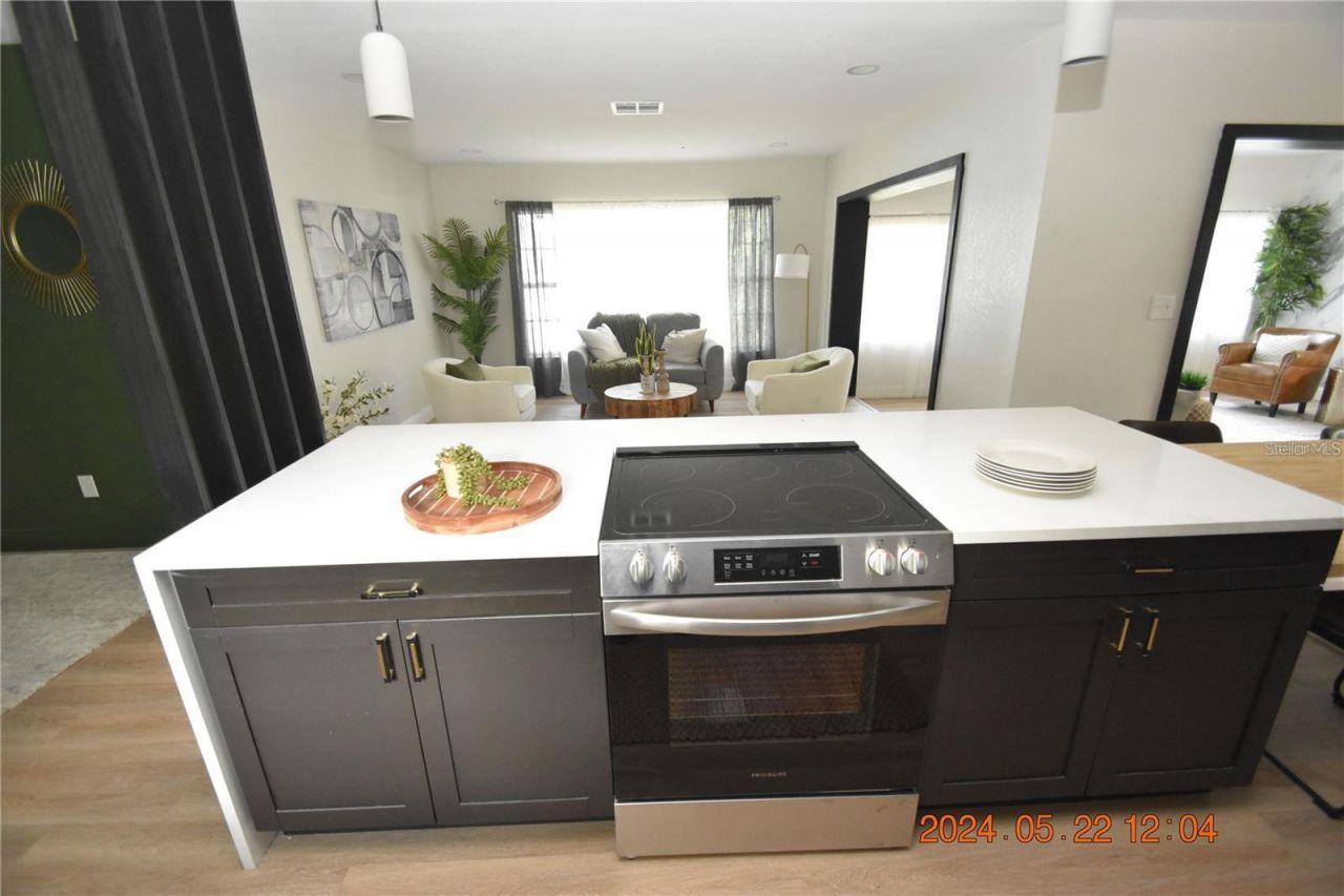 3606 River Grove Drive, Tampa, FL 33610 Photo