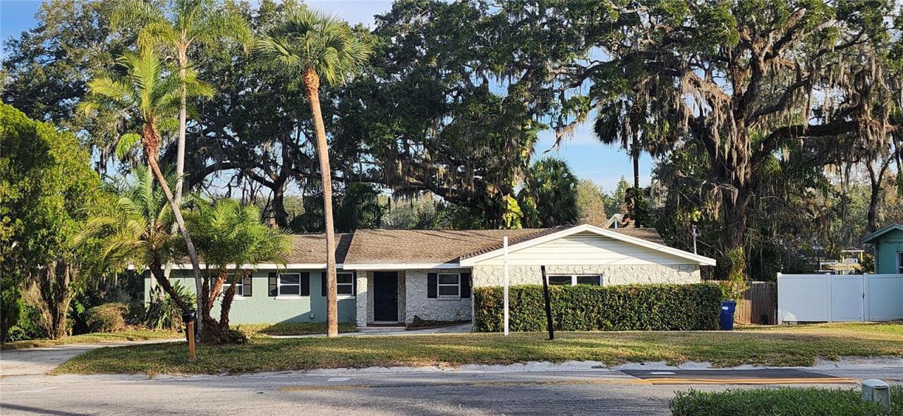 3606 River Grove Drive, Tampa, FL 33610 Photo