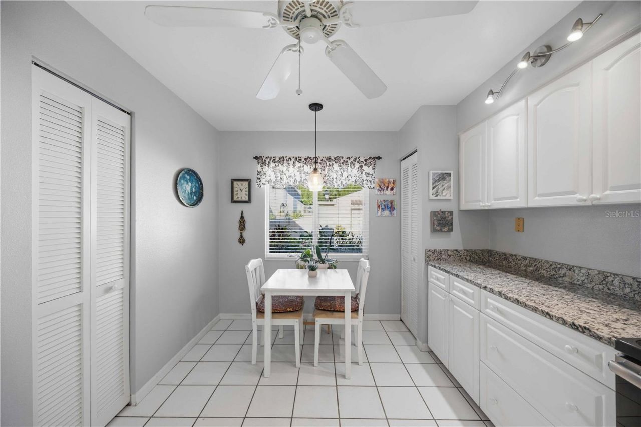 6101 34th Street W, Unit 22F, Bradenton, FL 34210 Photo