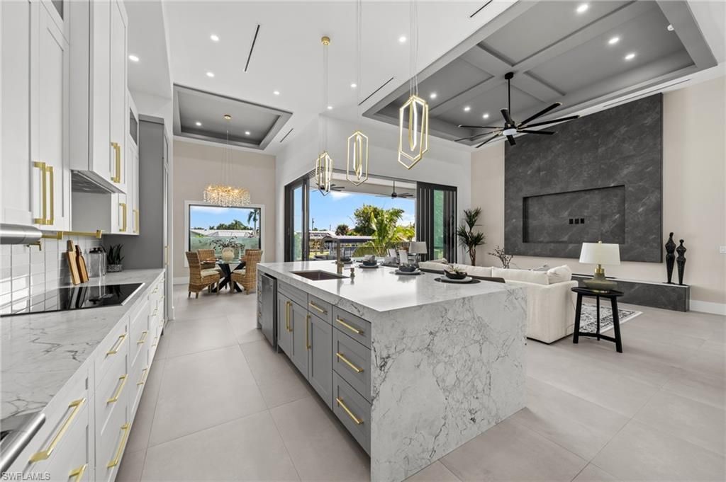 5333 Majestic Ct, Cape Coral, FL 33904 Photo