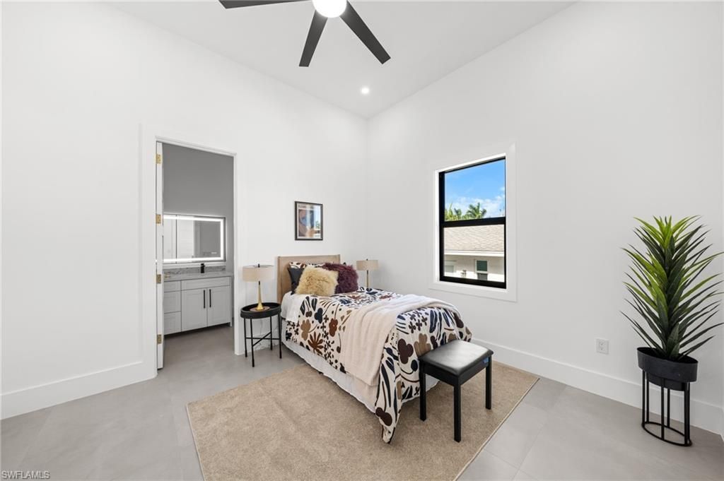 5333 Majestic Ct, Cape Coral, FL 33904 Photo