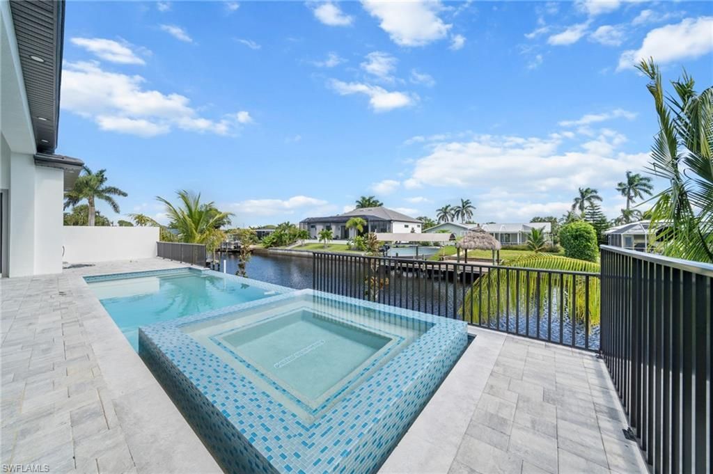 5333 Majestic Ct, Cape Coral, FL 33904 Photo