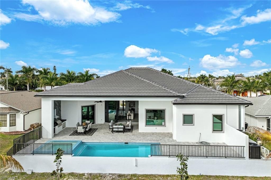 5333 Majestic Ct, Cape Coral, FL 33904 Photo