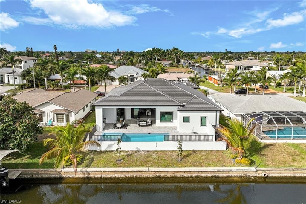 5333 Majestic Ct, Cape Coral, FL 33904 Photo