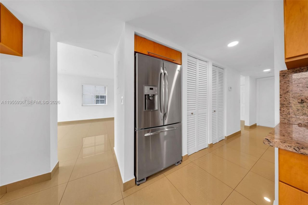 6960 SW 54th St, Miami, FL 33155 Photo