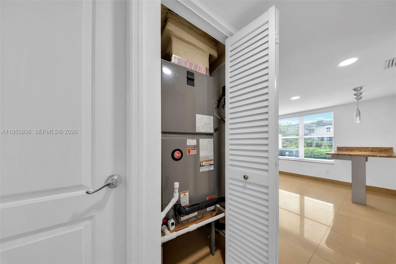 6960 SW 54th St, Miami, FL 33155 Photo