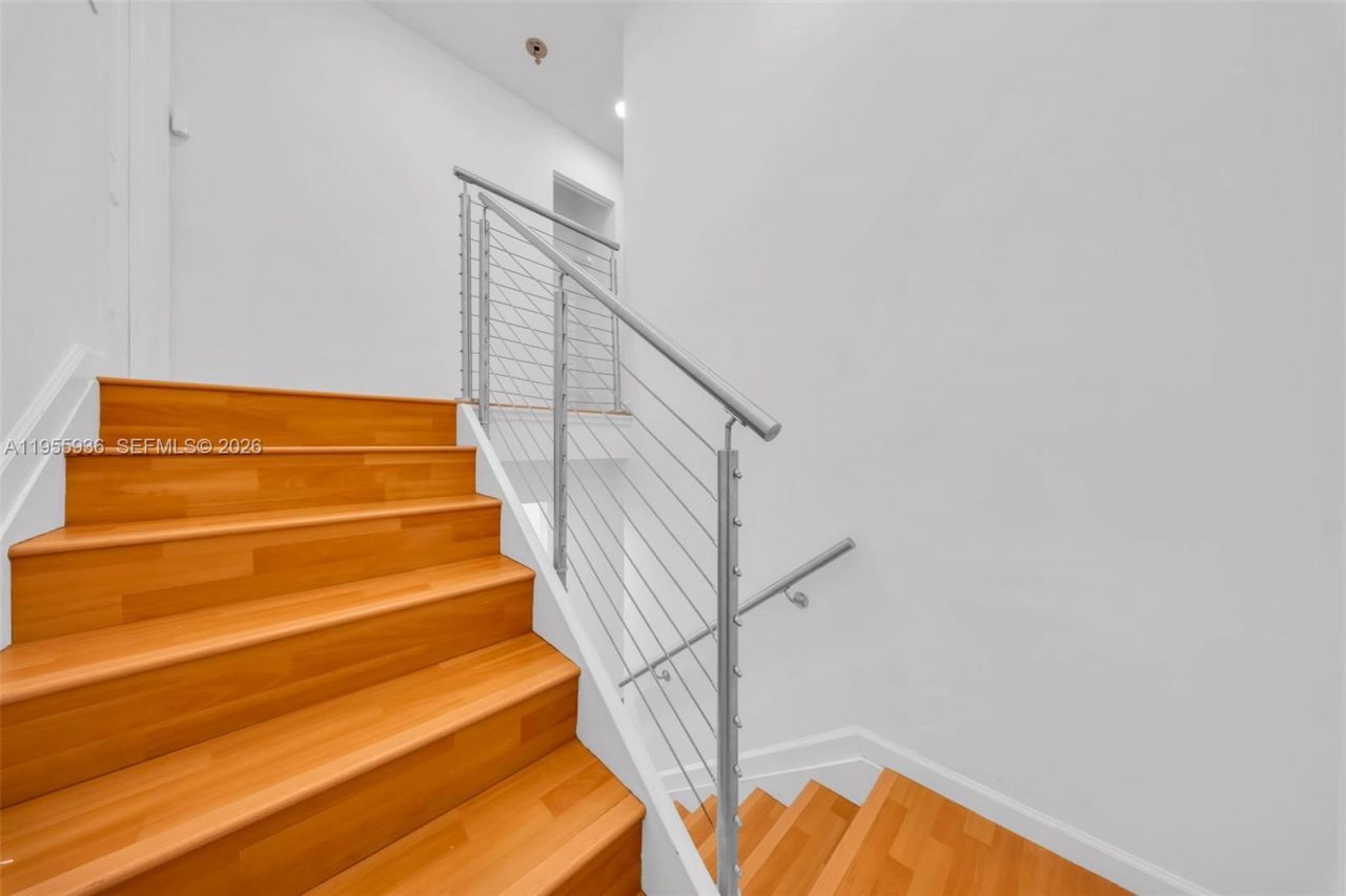 6960 SW 54th St, Miami, FL 33155 Photo