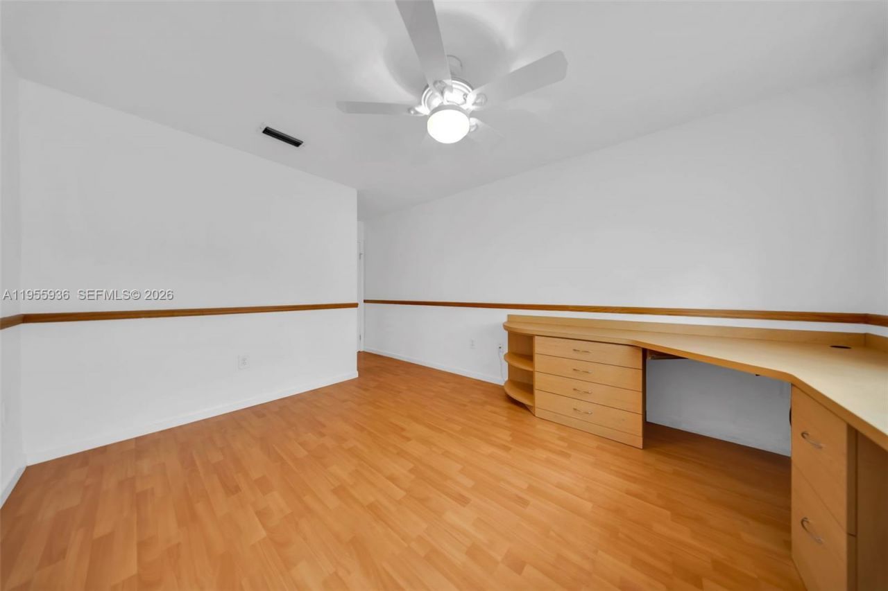 6960 SW 54th St, Miami, FL 33155 Photo