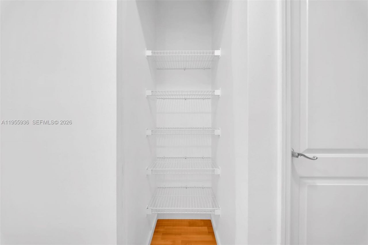 6960 SW 54th St, Miami, FL 33155 Photo