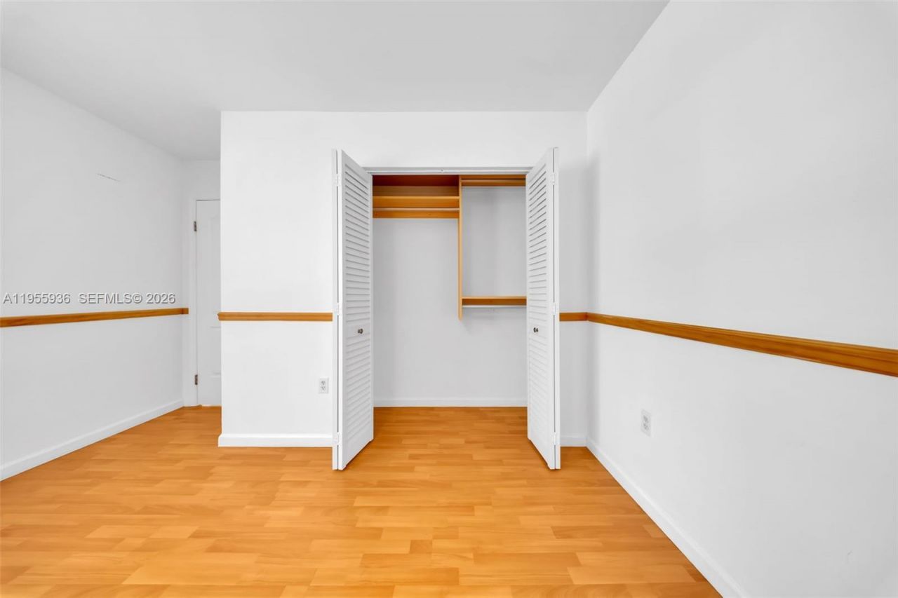 6960 SW 54th St, Miami, FL 33155 Photo