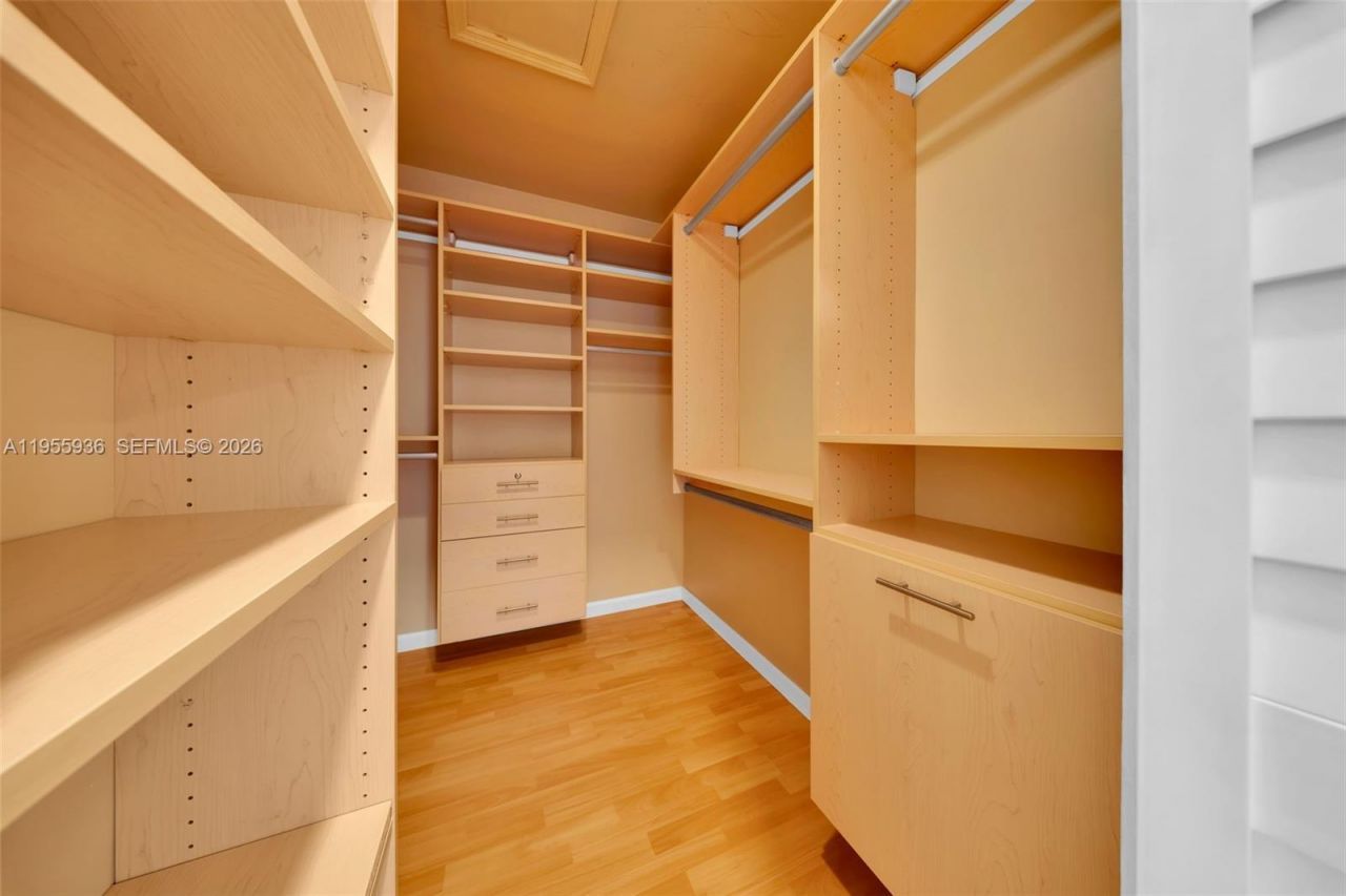 6960 SW 54th St, Miami, FL 33155 Photo