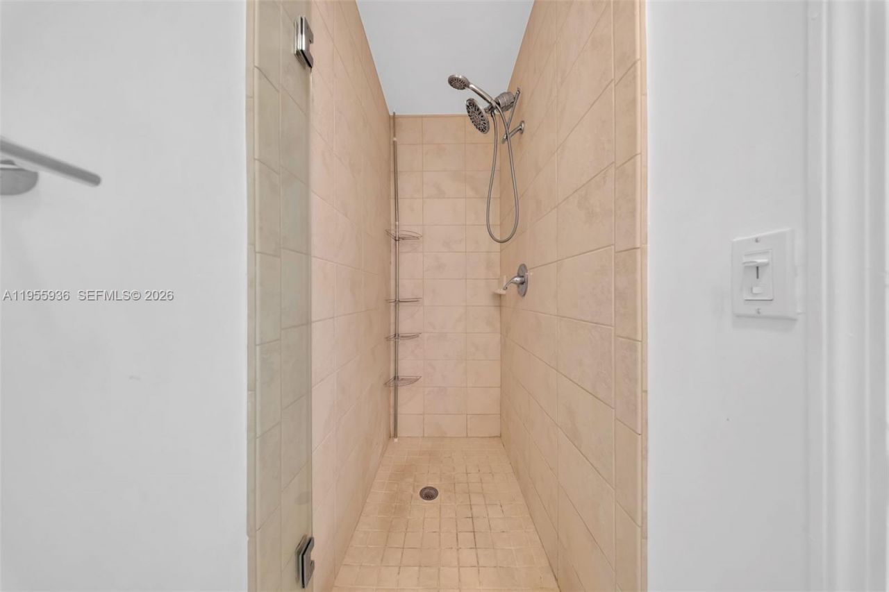 6960 SW 54th St, Miami, FL 33155 Photo