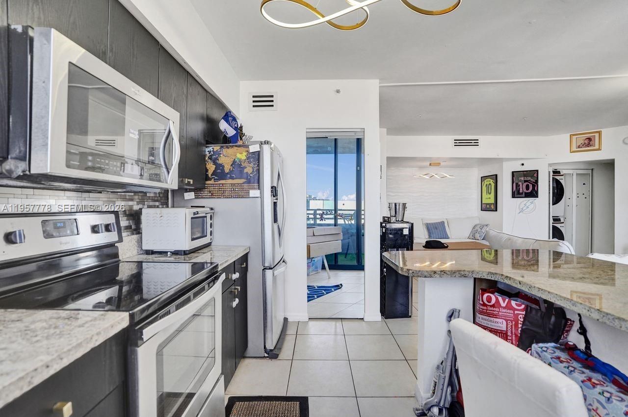 1330 West Ave , Unit 1811, Miami Beach, FL 33139 Photo