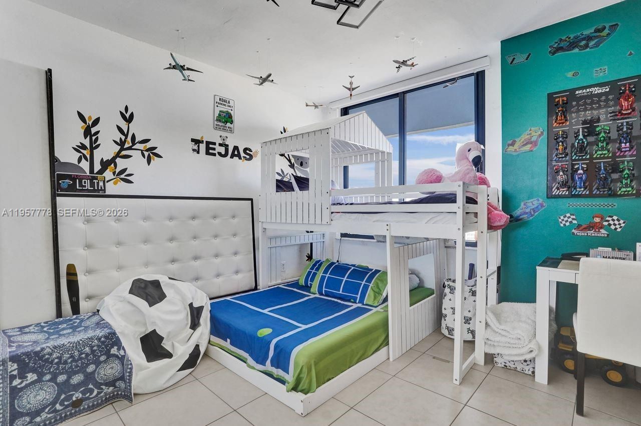 1330 West Ave , Unit 1811, Miami Beach, FL 33139 Photo