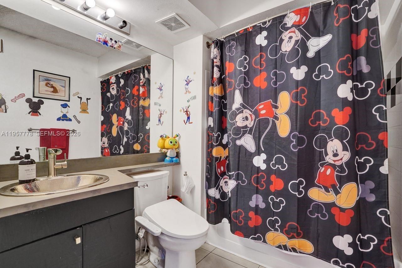 1330 West Ave , Unit 1811, Miami Beach, FL 33139 Photo