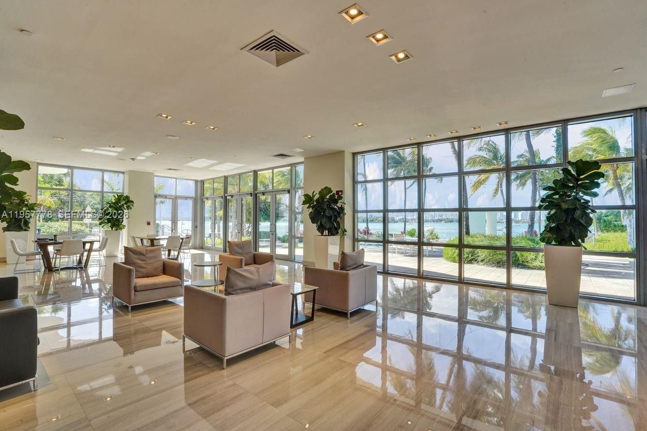 1330 West Ave , Unit 1811, Miami Beach, FL 33139 Photo