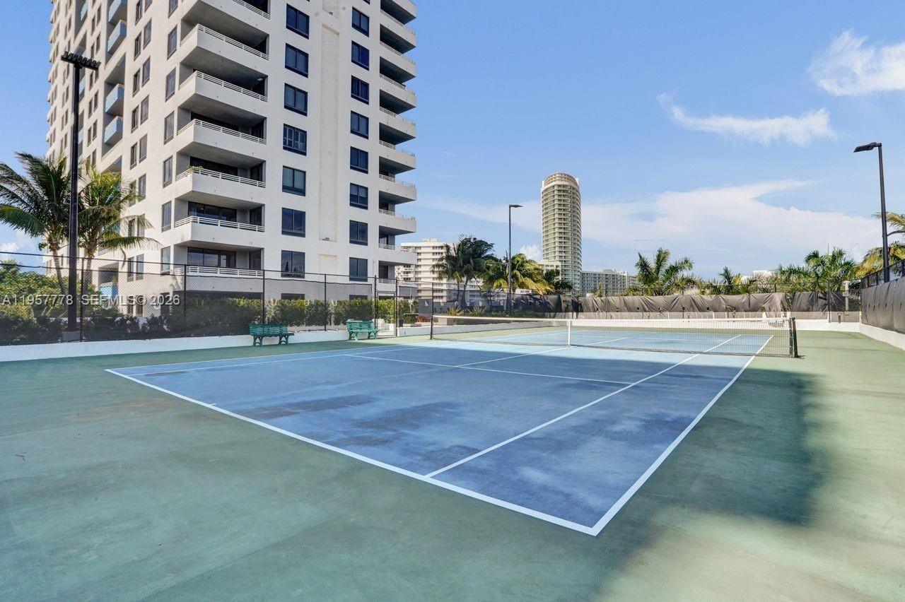 1330 West Ave , Unit 1811, Miami Beach, FL 33139 Photo