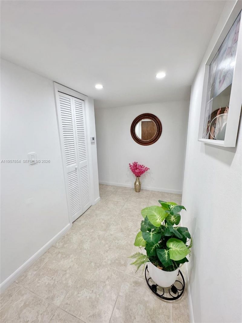 13953 Kendale Lakes Cir, Unit 410B, Miami, FL 33183 Photo