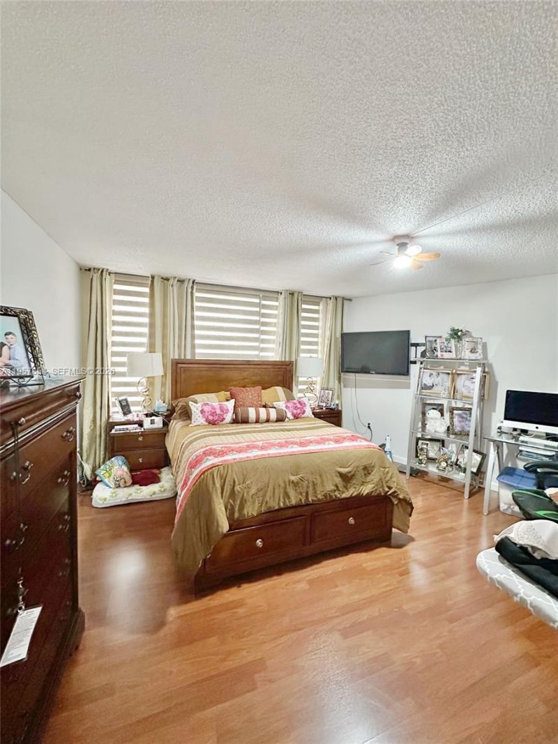 13953 Kendale Lakes Cir, Unit 410B, Miami, FL 33183 Photo