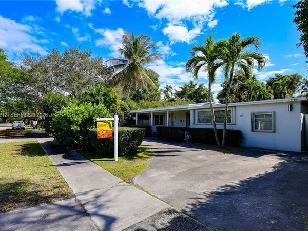 6130 SW 46th Ter, Miami, FL 33155