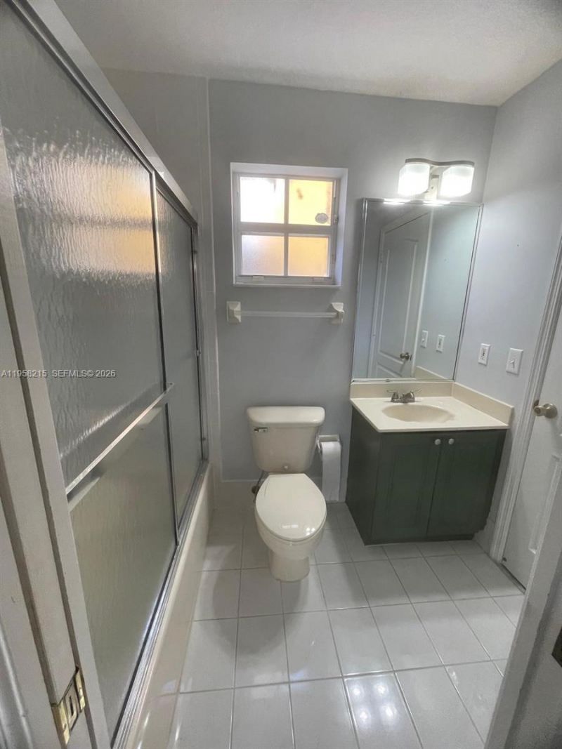 16030 SW 42nd Ter, Miami, FL 33185 Photo