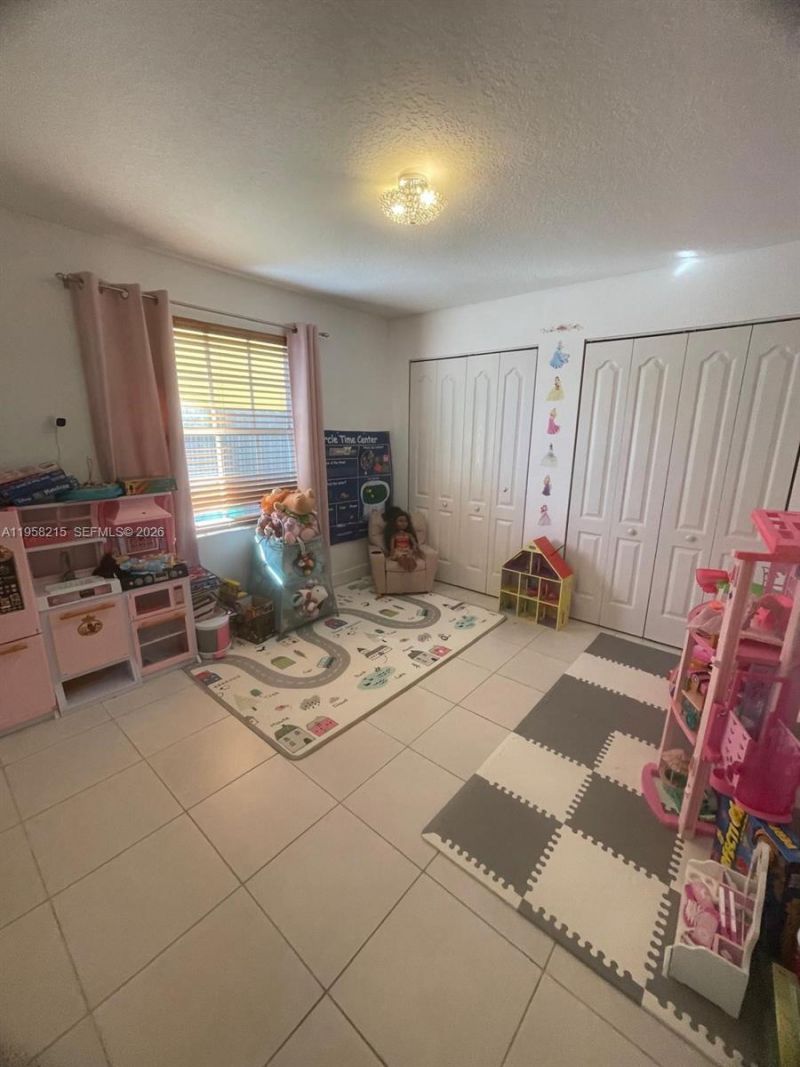 16030 SW 42nd Ter, Miami, FL 33185 Photo
